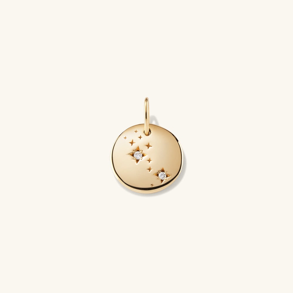 Mejuri zodiac gold pendant with diamonds • Leo